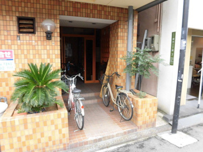 【エントランス】 | 有明ハイツ | きれいなエントランスです