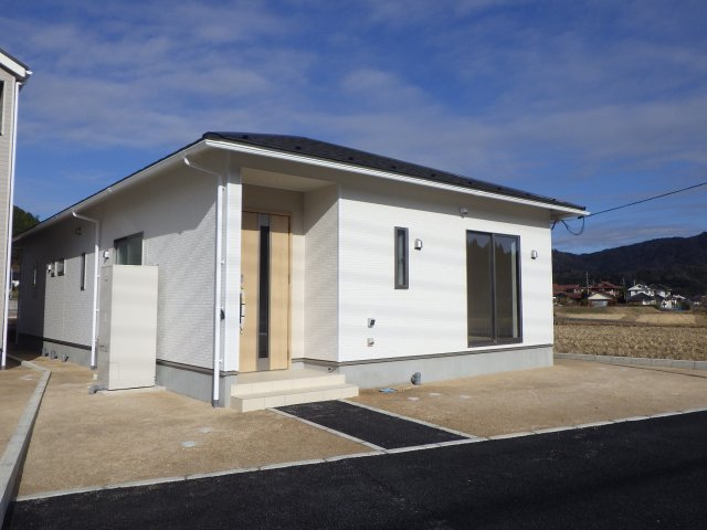 山県郡北広島町今田の新築一戸建の外観