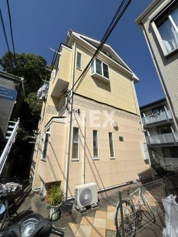 ネオステージ蒔田の外観
