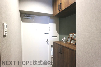 【玄関】 | 立花グリーンハイツ1号棟 | 玄関には大きなシューズBOXが設けられております♪ご家族のたくさんの靴もスッキリ収納できます！！