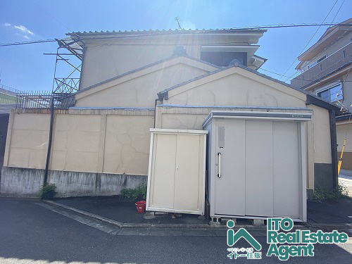 上・東西俵屋町 中古テラスハウスの外観