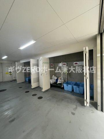 アーバンフラッツ瓦町のロビー