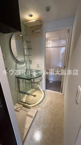 アーバンフラッツ瓦町のシャワールーム