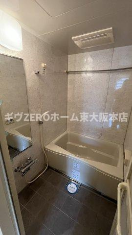 アーバンフラッツ瓦町の浴室