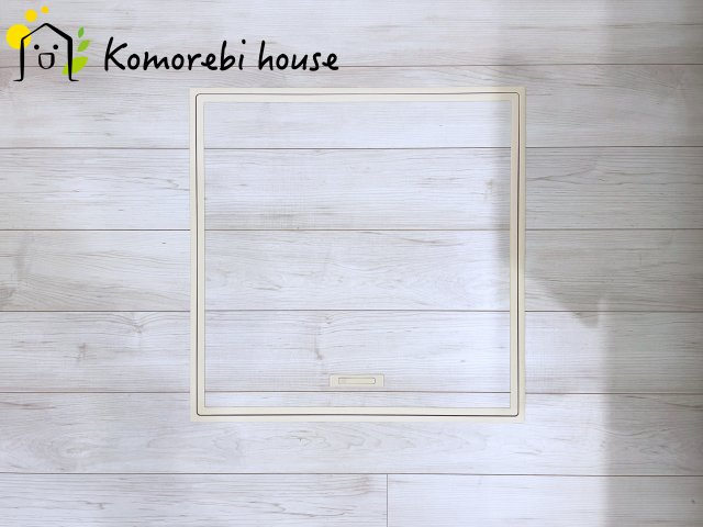 さいたま市北区吉野町二丁目191番14　新築一戸建て　ハートフルタウン　Aの内装|普段はしまっておきたい非常食や季節家電を、足元にすっきり収納。生活動線を邪魔せず、いざという時サッと取り出せる頼れる床下収納です。