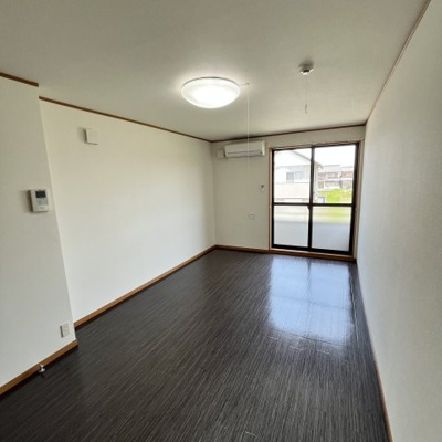 【居間・リビング】 | ジュネスコート二番館