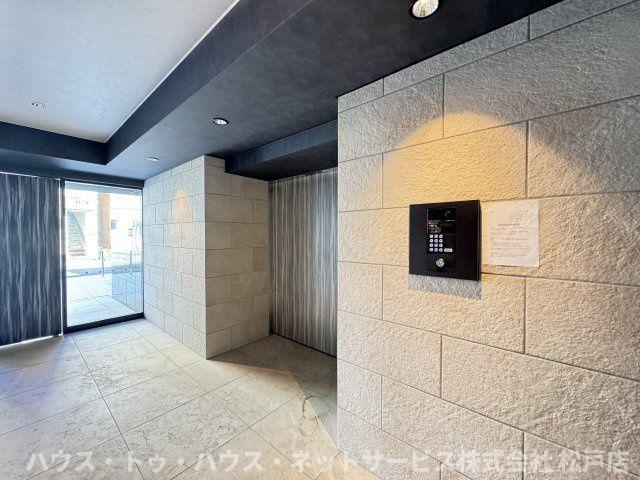 S-RESIDENCE松戸Iriseのロビー