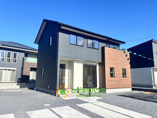 ワイウッドコート加須市南篠崎第３期　新築一戸建て　02