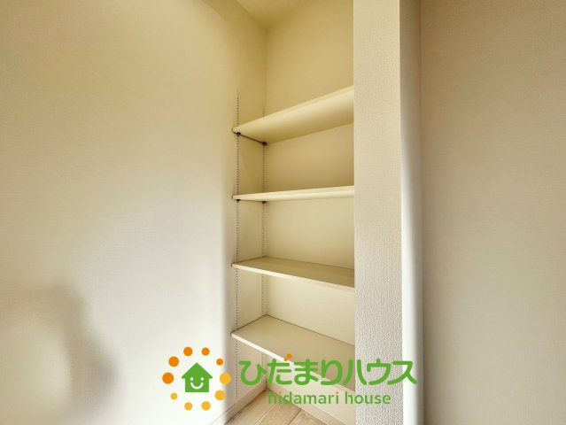 ワイウッドコート加須市南篠崎第３期　新築一戸建て　02の収納
