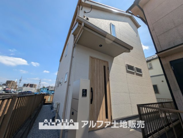 立川市一番町3丁目　新築の外観|【outward appearance】
◆外観◆外壁のサイディングは軽量化で高い耐震性を発揮、加えて外壁に付着した汚れを雨でクリーニング。防汚でお手入れいらずで大変重宝します。