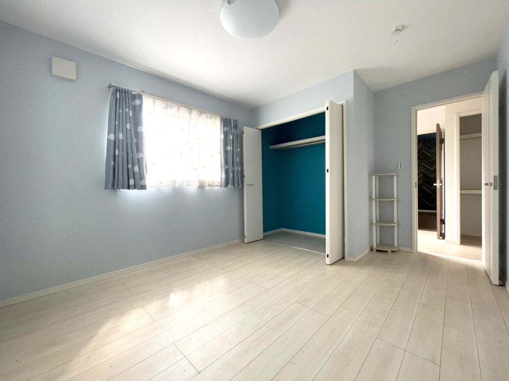 多肥上町　戸建の洋室