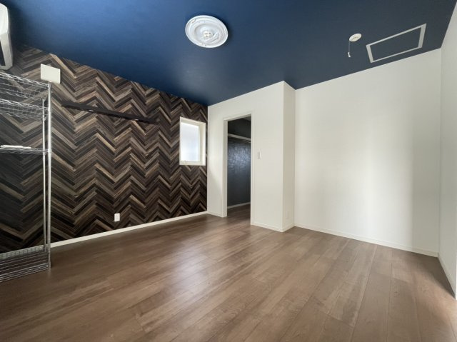 多肥上町　戸建の洋室