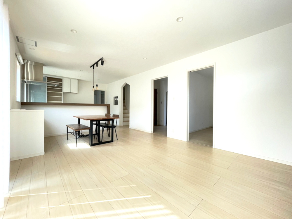 多肥上町　戸建の居間・リビング