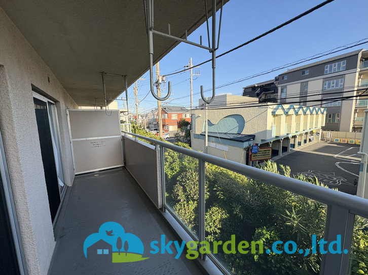 コーポ鵠沼Ｂ棟のバルコニー|広々としたバルコニーです