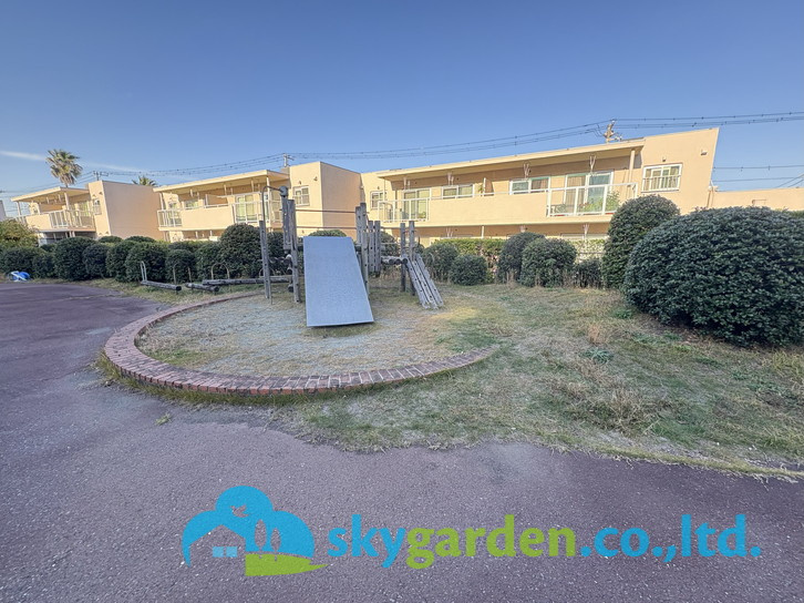 コーポ鵠沼Ｂ棟のその他|近隣に公園がありお子様も安心の敷地内