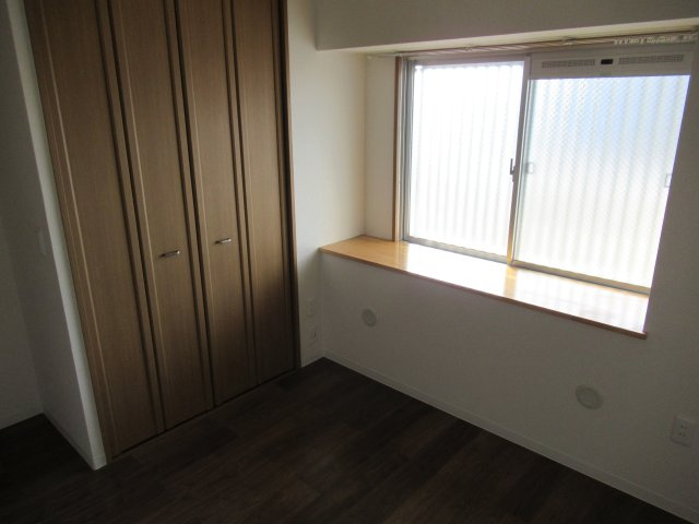 フレール浜山２ＬＤＫの洋室|広々とした洋室です