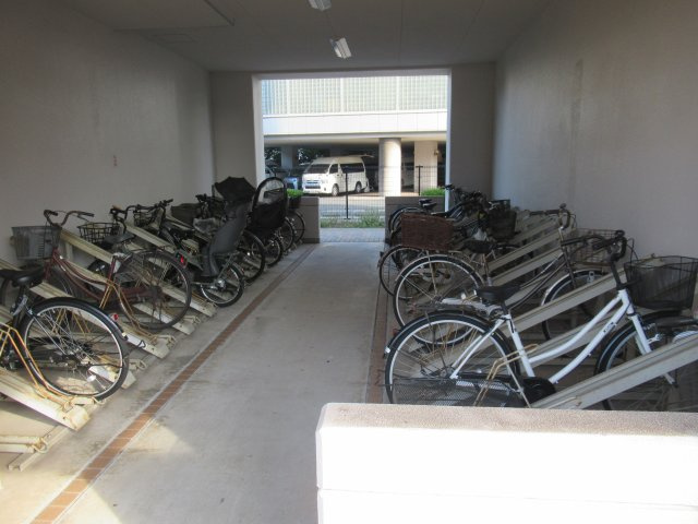 フレール浜山２ＬＤＫのその他共用部分|駐輪場です