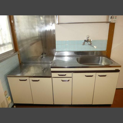 【キッチン】 | コムレッドハウス | キッチンでお料理をお楽しみください