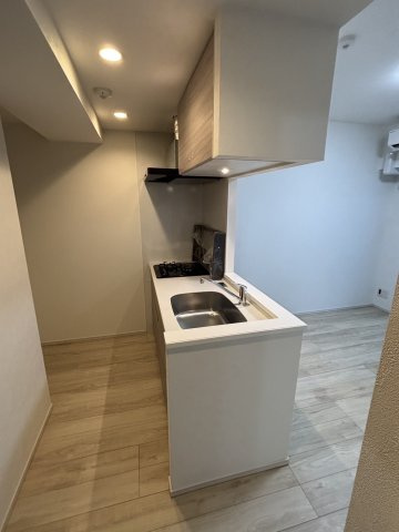 Ａｕｇｕｓｔａ　Ｒｅｓｉｄｅｎｃｅ　新小岩のキッチン