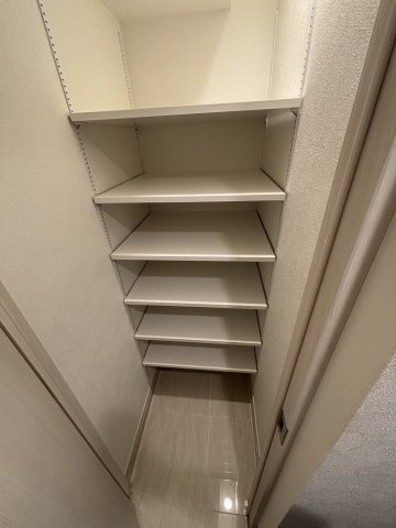 Ａｕｇｕｓｔａ　Ｒｅｓｉｄｅｎｃｅ　新小岩の収納