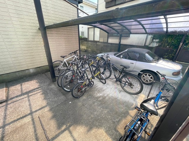 シティハイム 井草庵のエントランス|★駐輪場