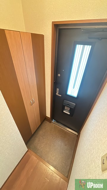 ドエル尾崎の玄関