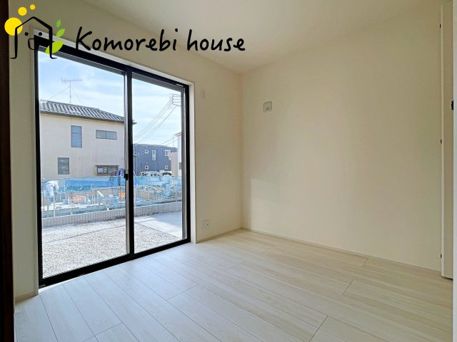 鴻巣市袋　第2　新築一戸建て　リーブルガーデン　01の洋室|明るい洋室です