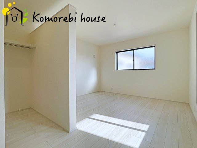 鴻巣市袋　第2　新築一戸建て　リーブルガーデン　01の寝室|落ち着いた色調の寝室です