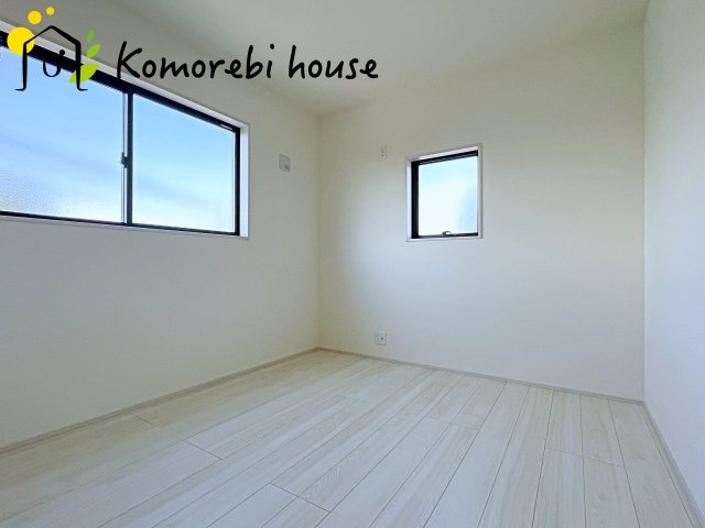 鴻巣市袋　第2　新築一戸建て　リーブルガーデン　01の洋室|明るい洋室です