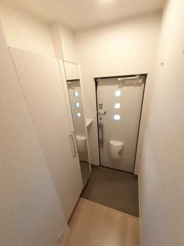 グローブ　Ａの玄関