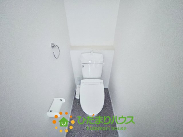 ワイウッドコート加須市南篠崎第３期　新築一戸建て　03のトイレ