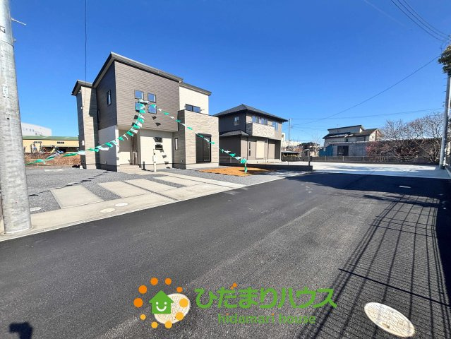 ワイウッドコート加須市南篠崎第３期　新築一戸建て　03の前面道路含む現地写真|2025/12/7　撮影