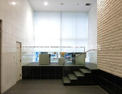 レジェンドール心斎橋イーストのロビー