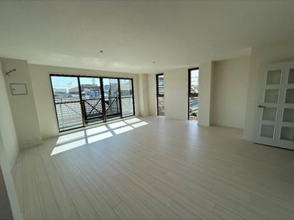 リブレス南浦和の居間・リビング