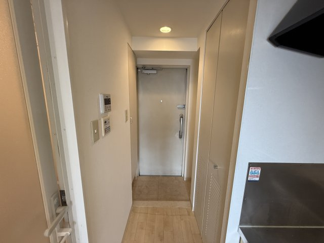 ラ・セデュクシオンの玄関