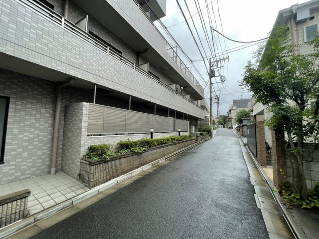 サンピア西須賀の周辺