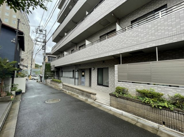 サンピア西須賀の周辺