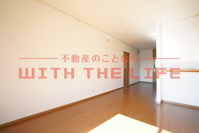 セジュール幸Ⅱ【キャッシュバック対象物件】の居間・リビング|居間です