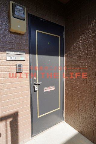 セジュール幸Ⅱ【キャッシュバック対象物件】の玄関|明るい玄関です