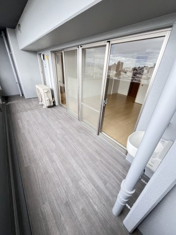 大阪市都島区毛馬町２丁目の賃貸マンションのバルコニー