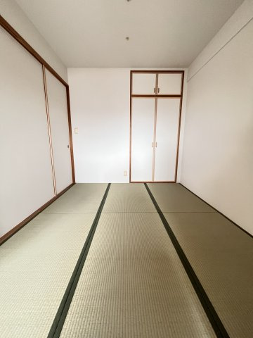 大阪市都島区毛馬町２丁目の賃貸マンションの寝室