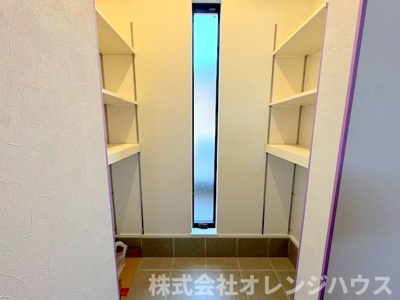 【収納】 | 座間市南栗原6丁目　新築分譲住宅　全1棟 | 玄関収納も充実しております！　写真撮影【2026.1】