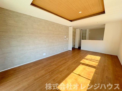 【居間・リビング】 | 座間市南栗原6丁目　新築分譲住宅　全1棟 | 近隣は大変閑静な住宅地になります