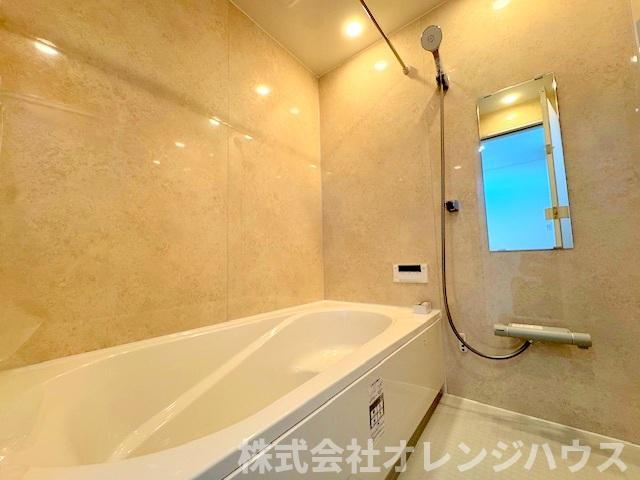 【浴室】 | 座間市南栗原6丁目　新築分譲住宅　全1棟 | ユニットバス　写真撮影【2026.1】