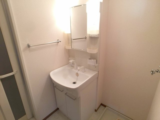 ルミエール赤坂の洗面所