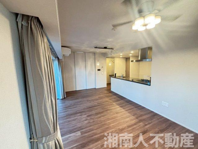 クリオ湘南江ノ島グランマーレの居間・リビング|おしゃれな居間です