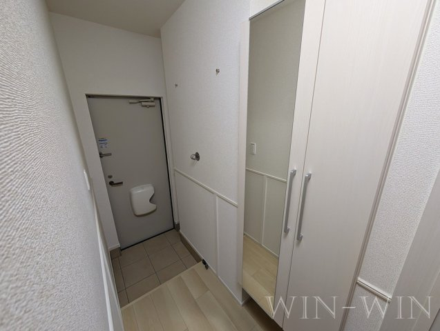 ヒカルサ豊橋柳生川 Ⅱの玄関