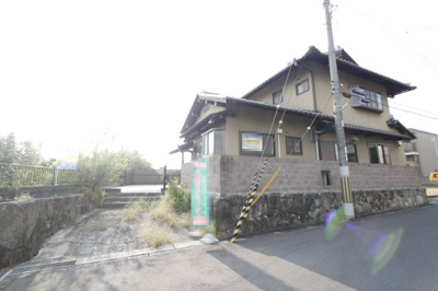 【外観】 | 香芝市西真美１丁目戸建 | 外観もきれいです