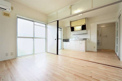 【居間・リビング】 | ビレッジハウス平生第二2号棟 | ビレッジハウスの同一物件・同一タイプの間取りの写真です