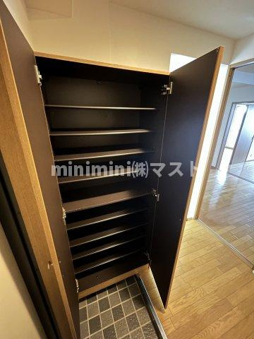 ボンジュール九条南の収納|※別号室参考写真